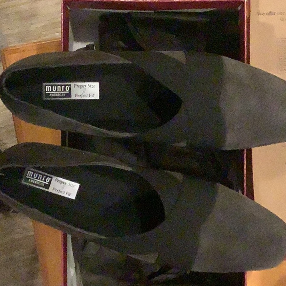 Munro shoes